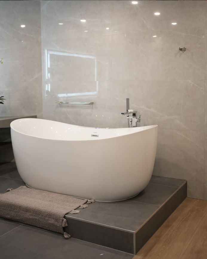 BYMO project — Bathroom, Brickell