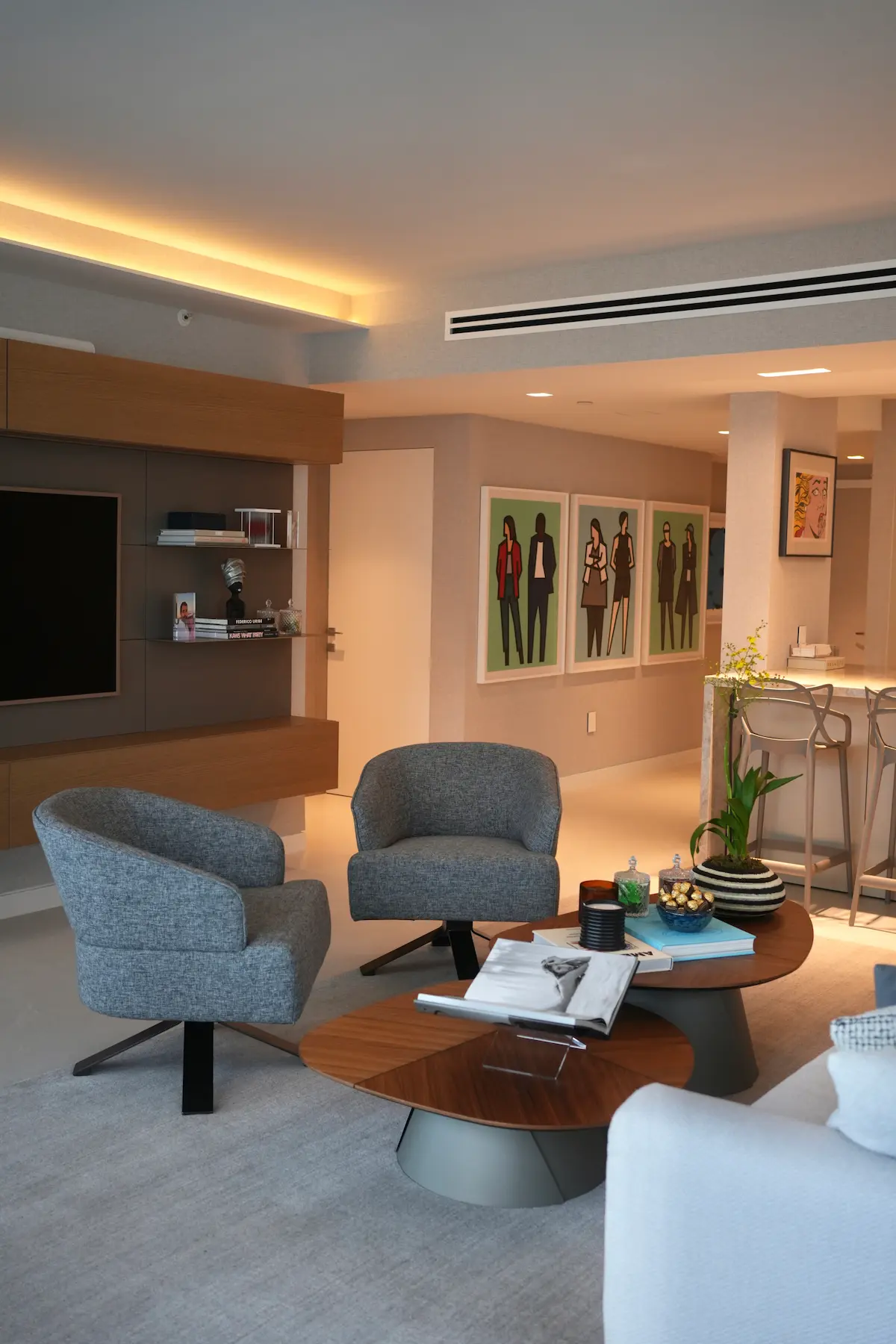 Jade at Brickell Bay Unit 2702 — minimalist living space