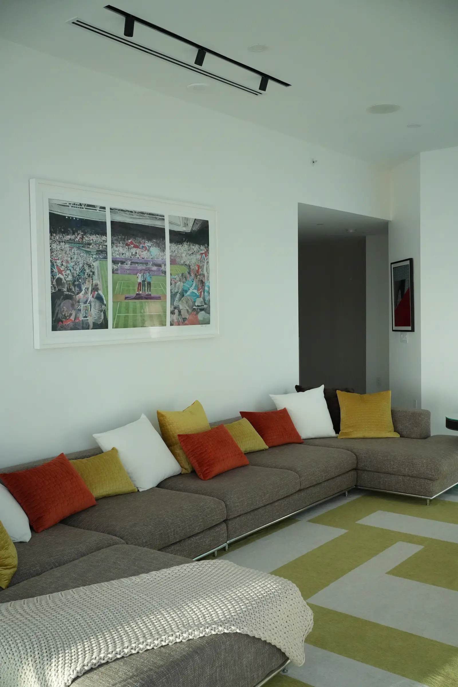 Jade at Brickell Bay Unit 4601 — open living and dining area with bay views